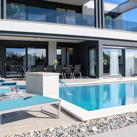 Luxury Vella In Medulin, Istria By Istrabook