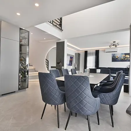 Luxury Vella In Medulin, Istria By Istrabook * 梅杜林