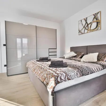 Luxury Vella In Medulin, Istria By Istrabook 别墅 *